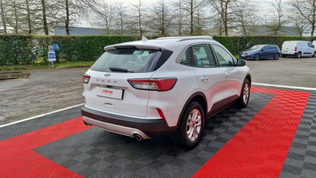 Ford Kuga image 2
