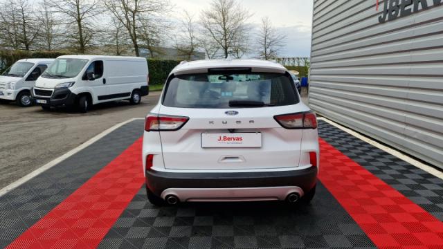 Ford Kuga image 5