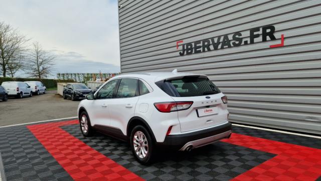 Ford Kuga image 8