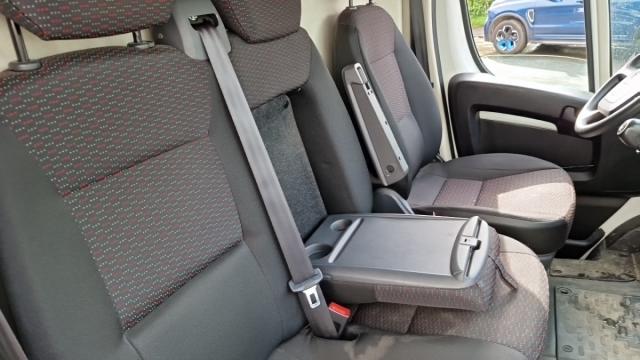 Peugeot Boxer image 2