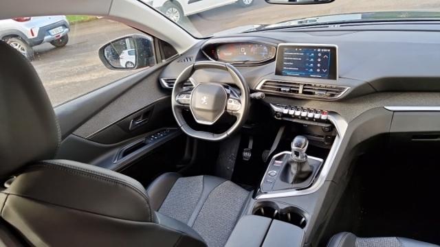 Peugeot 5008 image 6