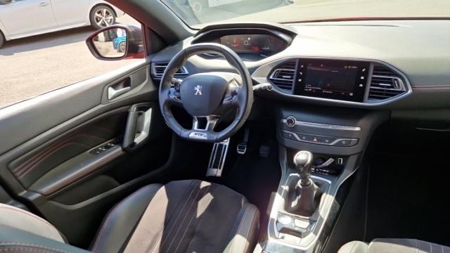 Peugeot 308 image 8