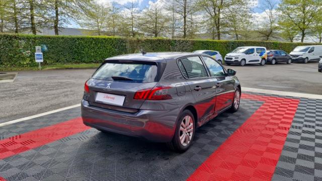 Peugeot 308 image 6