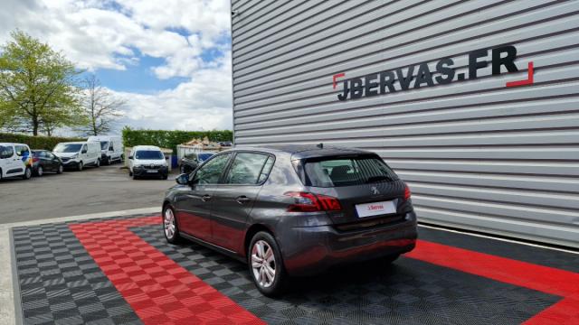 Peugeot 308 image 8