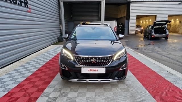Peugeot 3008 image 2