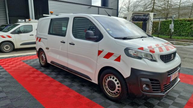 Peugeot Expert image 2