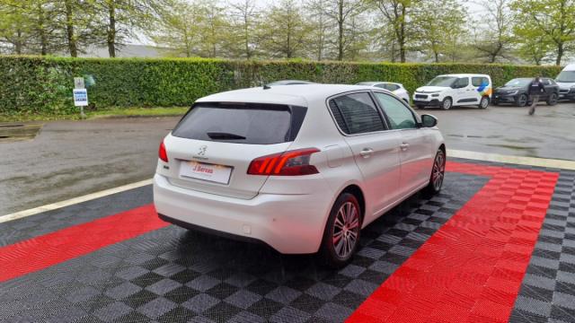 Peugeot 308 image 5