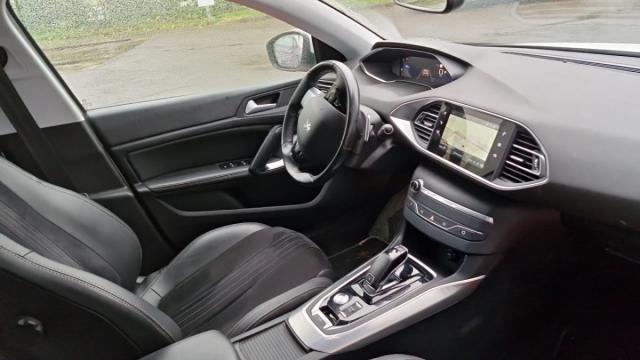 Peugeot 308 image 7
