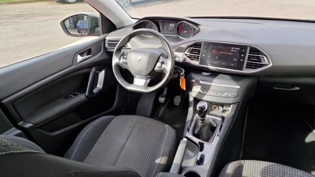 Peugeot 308 image 7