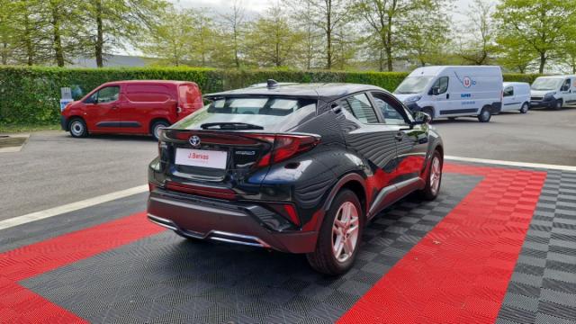 Toyota C-Hr image 1