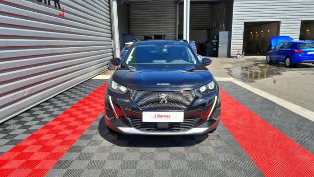 Peugeot 2008 image 2