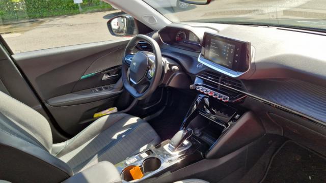 Peugeot 2008 image 5