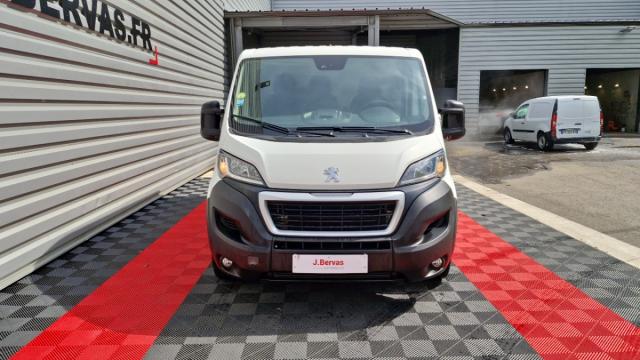 Peugeot Boxer image 2
