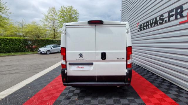 Peugeot Boxer image 1