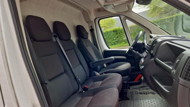 Peugeot Boxer image 6
