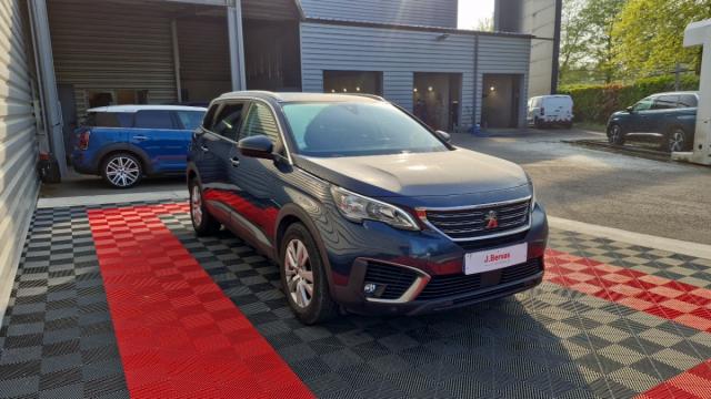 Peugeot 5008 image 6