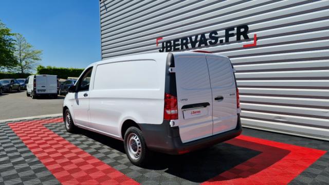 Mercedes Benz Vito image 6