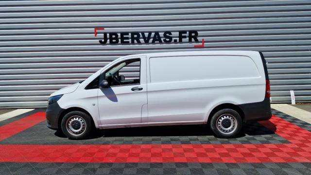 Mercedes Benz Vito image 4