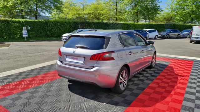 Peugeot 308 image 6