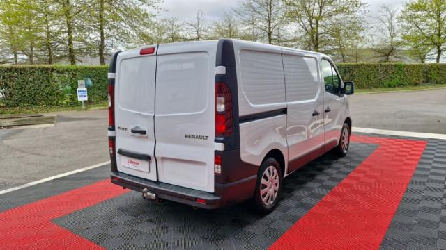 Renault Trafic image 8