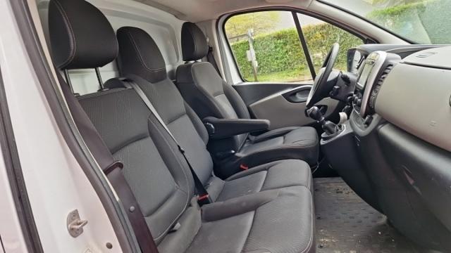 Renault Trafic image 3