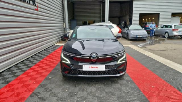 Renault Mégane E-Tech image 1