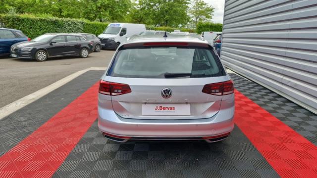 Volkswagen Passat Sw image 8
