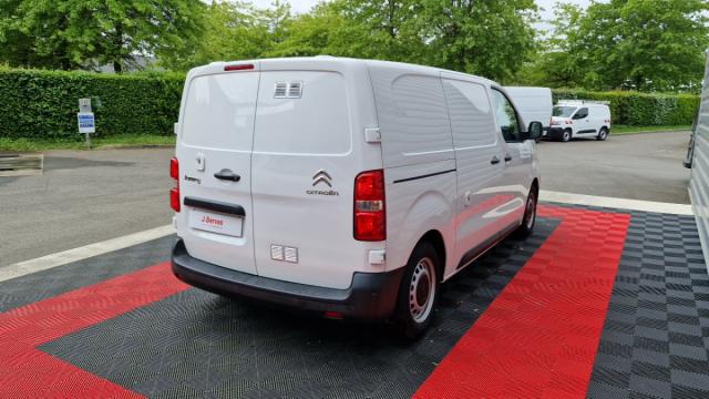 Citroen Jumpy image 8