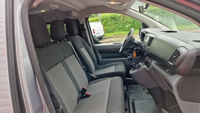 Citroen Jumpy image 6