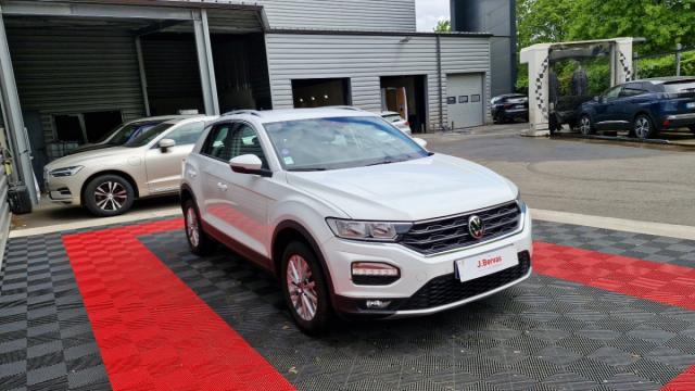 Volkswagen T-Roc image 9
