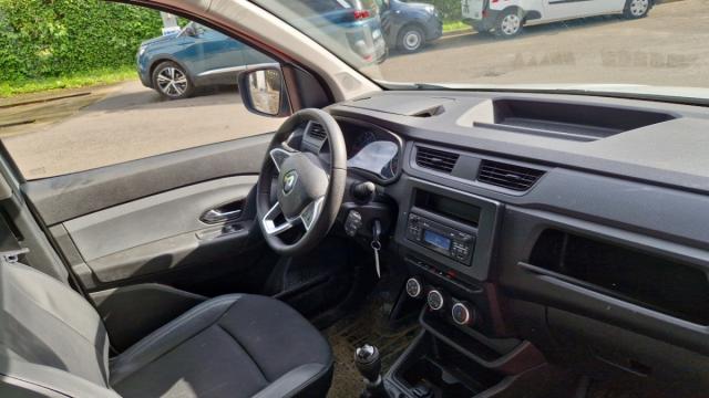 Renault Express image 6