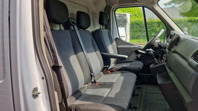 Renault Master image 7