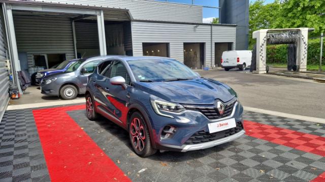 Renault Captur image 9