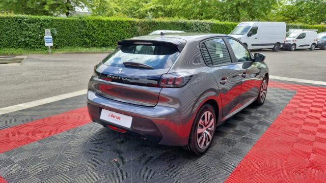 Peugeot 208 image 1