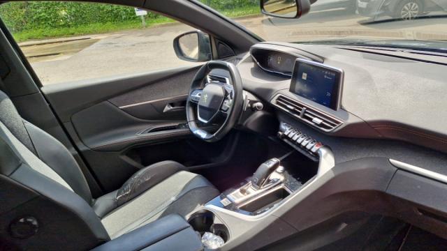 Peugeot 5008 image 3