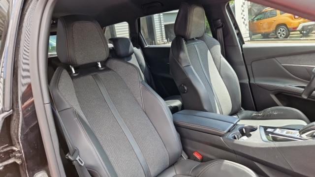 Peugeot 5008 image 4