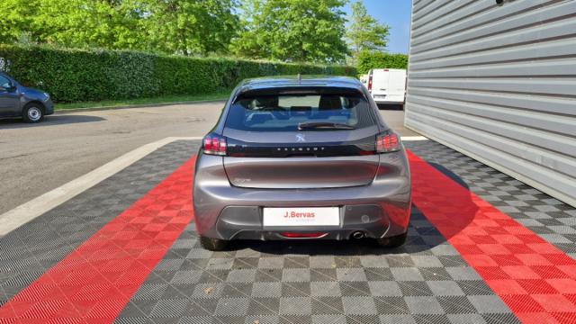 Peugeot 208 image 7