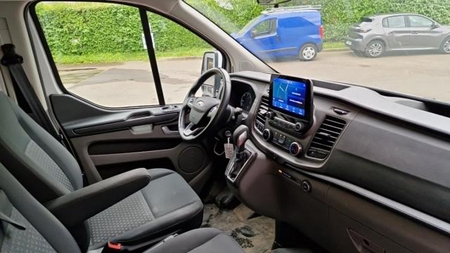 Ford Transit Custom image 8