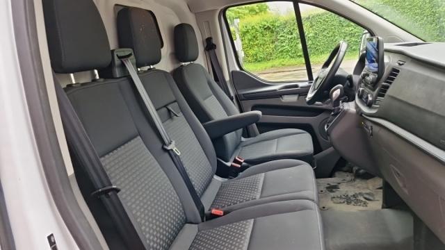 Ford Transit Custom image 9