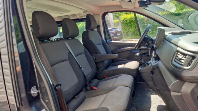 Renault Trafic image 1
