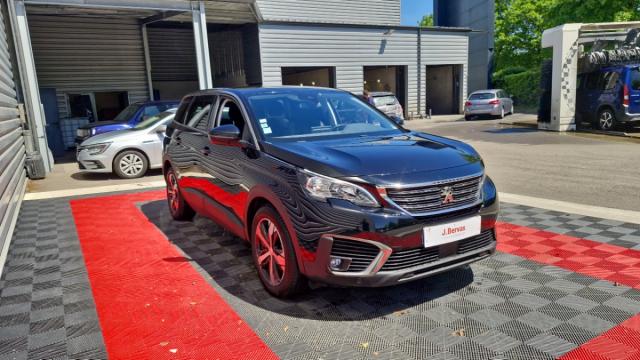 Peugeot 5008 image 2