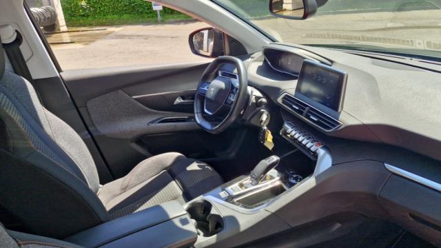 Peugeot 5008 image 4