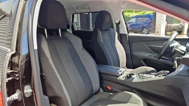 Peugeot 5008 image 9