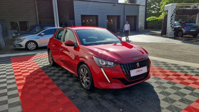 Peugeot 208 image 8