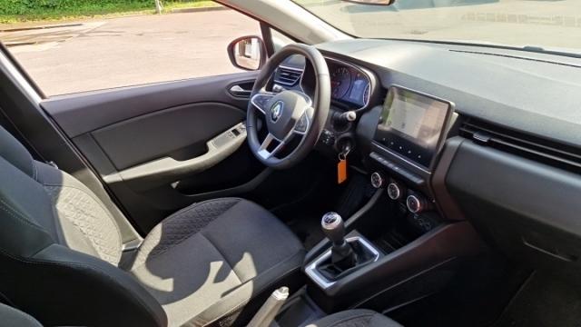 Renault Clio image 9