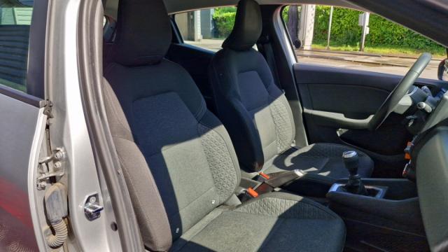 Renault Clio image 6