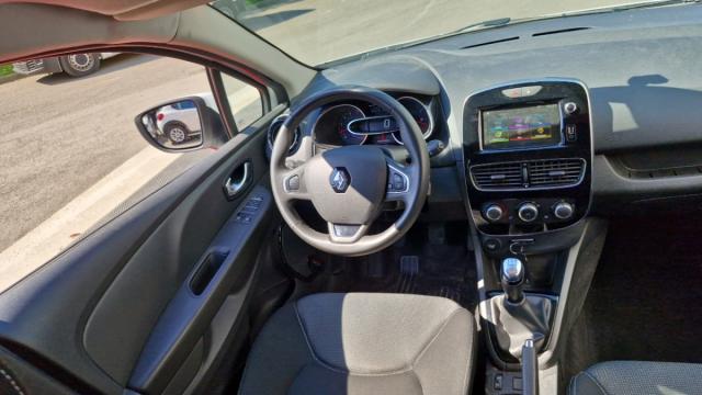 Renault Clio image 6