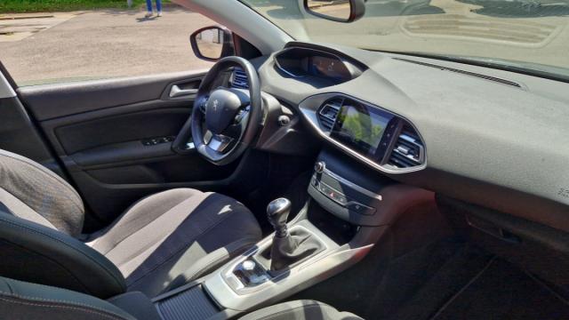 Peugeot 308 image 6
