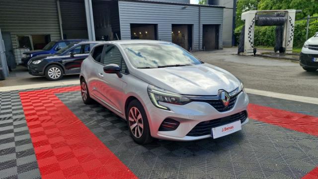 Renault Clio image 2