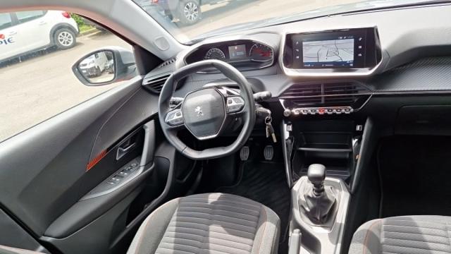 Peugeot 2008 image 7